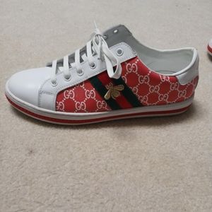 (White and Red) Gucci Low Tops